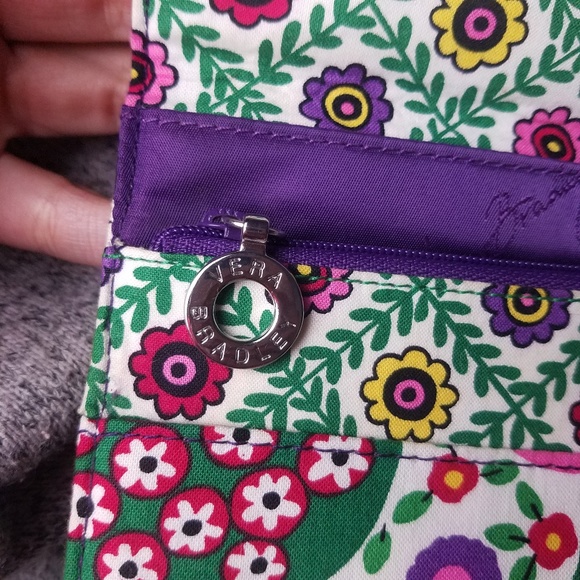 Vera Bradley Floral Envelope Clutch Bag - Picture 3 of 8